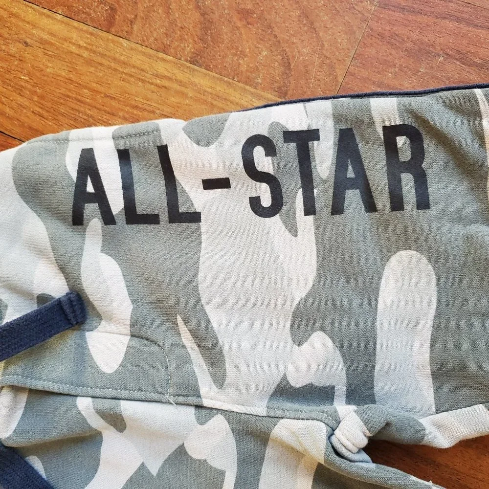 OshKosh B'gosh Camouflage Sweat Pants Size 4
